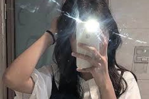 范丞丞风波升级！多次现身夜店等黑料被扒全网掉粉被骂到关私信